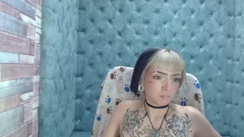 Samantha Smitth online show from 10/09/25, 03:48