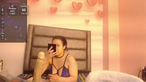 Snapshot of samanthaanderson chatting on 01/11/25, 04:57 Samantha Anderson online show from 01/11/25, 04:57