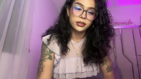 Snapshot of samanthabernardo_ chatting on 07/13/26, 11:29 Samantha Bernardo online show from 07/13/26, 11:29