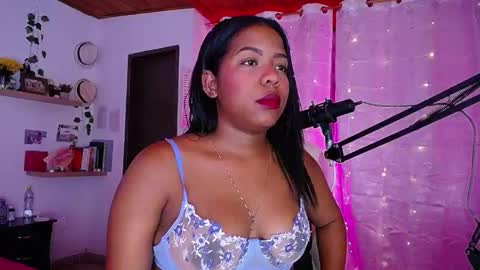 Snapshot of samanthabloom570089 chatting on 12/07/24, 11:40 Samantha Bloom online show from 12/07/24, 11:40