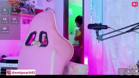 Snapshot of samanthabloom570089 chatting on 03/10/25, 12:59 Samantha Bloom online show from 03/10/25, 12:59