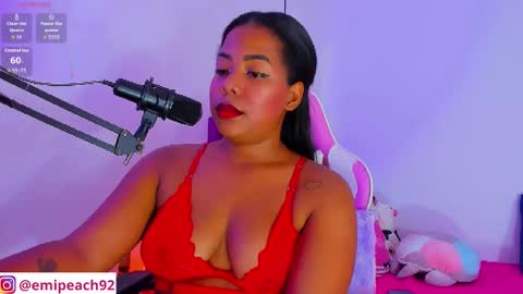 Snapshot of samanthabloom570089 chatting on 10/31/25, 02:56 Samantha Bloom online show from 10/31/25, 02:56