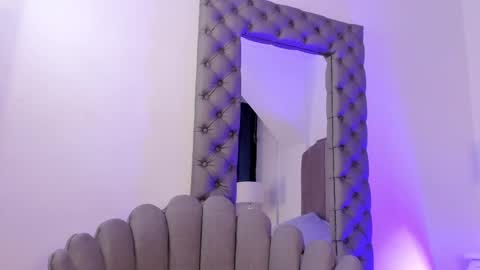 Samantha online show from 02/22/25, 06:39