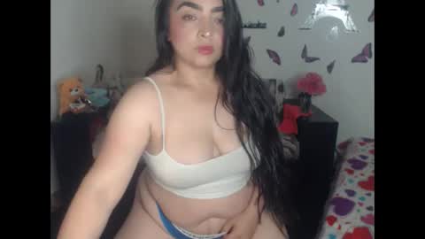 Snapshot of samanthakler17 chatting on 09/13/25, 08:25 samantha online show from 09/13/25, 08:25