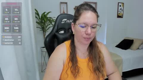 Samantha samy online show from 12/19/24, 08:34