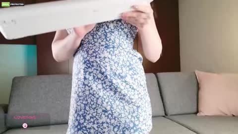 Samanthaxoxo online show from 12/01/25, 12:04