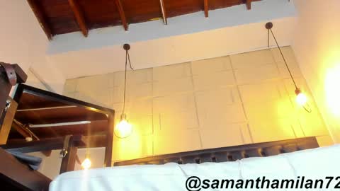 Snapshot of samanthamilan1 chatting on 04/30/26, 10:43 Sam online show from 04/30/26, 10:43
