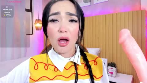 Snapshot of samanthapardo chatting on 12/22/24, 05:21 SAMANTHA online show from 12/22/24, 05:21