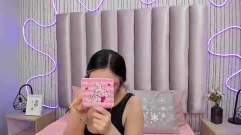 Snapshot of samanthapeachs chatting on 12/19/25, 12:01 Alejandra online show from 12/19/25, 12:01