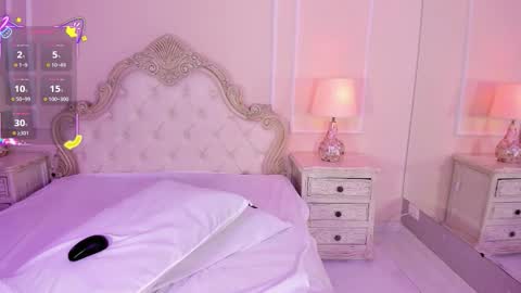 Samantha  online show from 09/25/25, 12:09