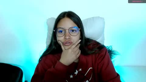 Snapshot of samantharoldan chatting on 01/07/25, 11:45 Samantha online show from 01/07/25, 11:45