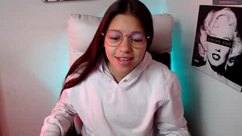 Snapshot of samantharoldan chatting on 01/12/25, 03:14 Samantha online show from 01/12/25, 03:14