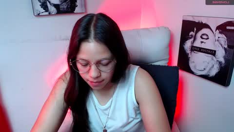 Snapshot of samantharoldan chatting on 01/21/25, 01:43 Samantha online show from 01/21/25, 01:43