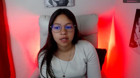 Snapshot of samantharoldan chatting on 01/22/25, 10:48 Samantha online show from 01/22/25, 10:48