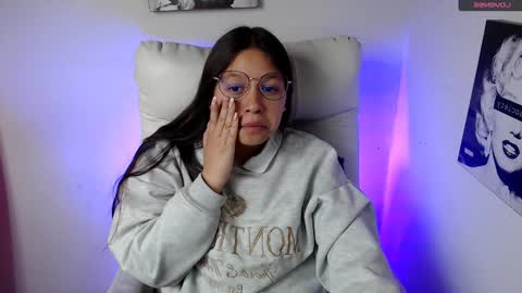 Snapshot of samantharoldan chatting on 01/24/25, 02:41 Samantha online show from 01/24/25, 02:41