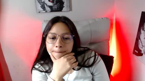 Snapshot of samantharoldan chatting on 02/11/25, 04:35 Samantha online show from 02/11/25, 04:35