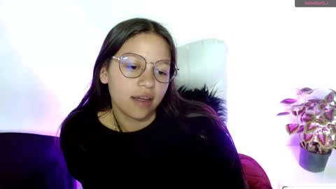 Snapshot of samantharoldan chatting on 02/14/25, 08:59 Samantha online show from 02/14/25, 08:59