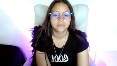 Snapshot of samantharoldan chatting on 02/21/25, 04:59 Samantha online show from 02/21/25, 04:59