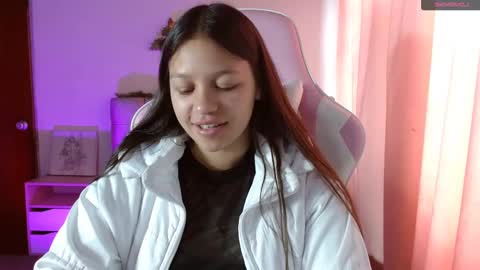 Snapshot of samantharoldan chatting on 02/24/25, 01:53 Samantha online show from 02/24/25, 01:53
