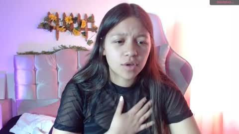 Snapshot of samantharoldan chatting on 02/24/25, 04:58 Samantha online show from 02/24/25, 04:58
