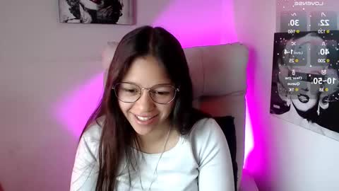 Snapshot of samantharoldan chatting on 03/10/25, 02:05 Samantha online show from 03/10/25, 02:05