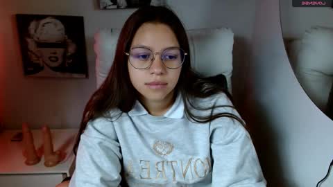 Snapshot of samantharoldan chatting on 09/19/25, 02:40 Samantha online show from 09/19/25, 02:40