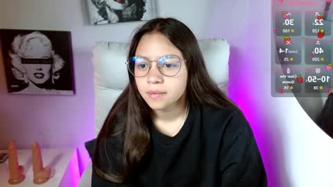 Snapshot of samantharoldan chatting on 09/23/25, 01:58 Samantha online show from 09/23/25, 01:58