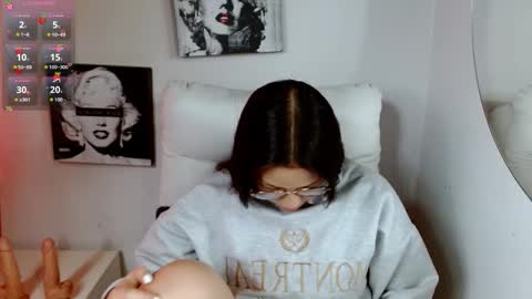 Snapshot of samantharoldan chatting on 10/06/25, 03:20 Samantha online show from 10/06/25, 03:20