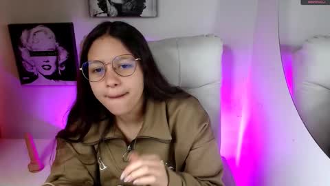 Samantha online show from 02/17/26, 03:29