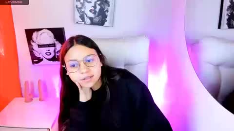 Samantha online show from 03/20/26, 04:12