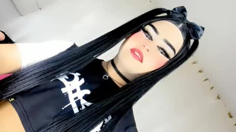 samanthax_xissadora1 online show from 03/03/25, 09:22