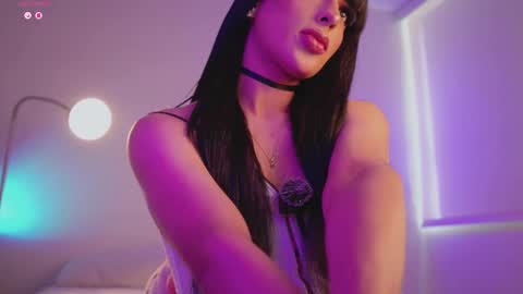  SAMARA GRAY  online show from 11/19/25, 06:30