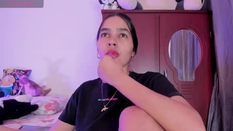 Samara is my name a pleasure delighted that you are here leave your thumb up it is important to me online show from 05/23/26, 04:50