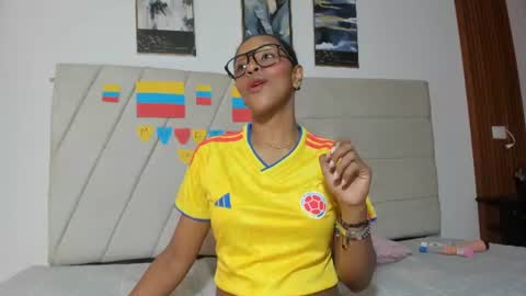 samaraa_smith1 online show from 07/07/26, 12:20