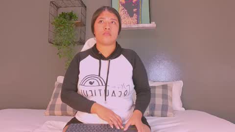 S A M A R A  online show from 10/15/25, 12:27