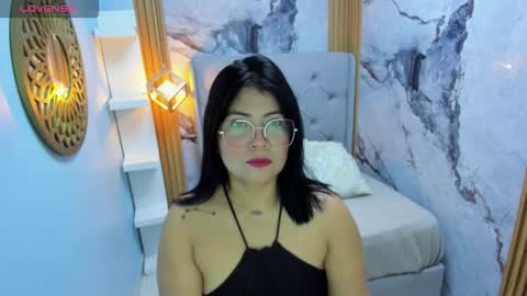 samaralee3 online show from 02/09/26, 12:42