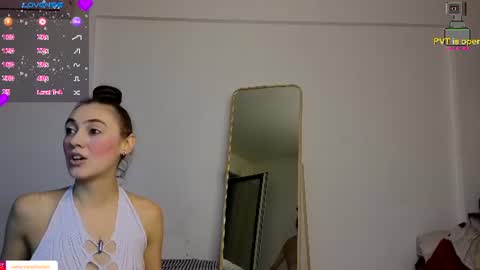 Nadia online show from 07/01/26, 10:53