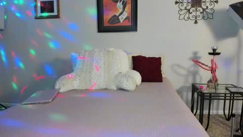 Yaya online show from 02/02/25, 04:05