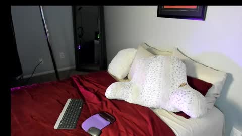 Yaya online show from 02/15/25, 10:11