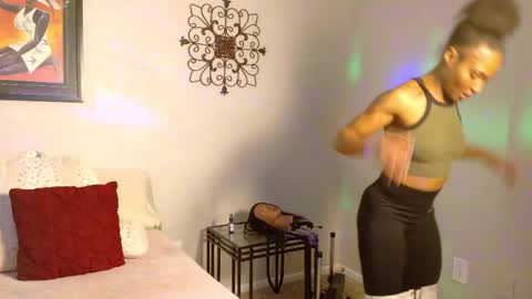 Yaya online show from 02/19/25, 05:38