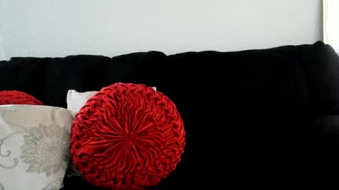 Yaya online show from 03/11/25, 08:20