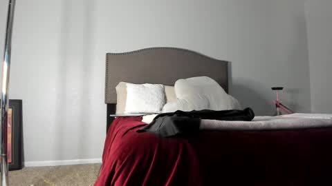 Yaya online show from 09/28/25, 06:52