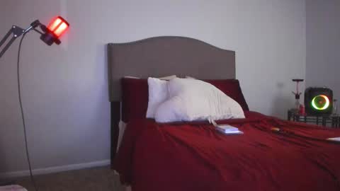 Yaya online show from 11/26/25, 10:49