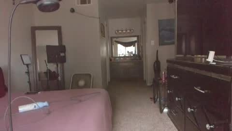 Yaya online show from 04/18/26, 09:15