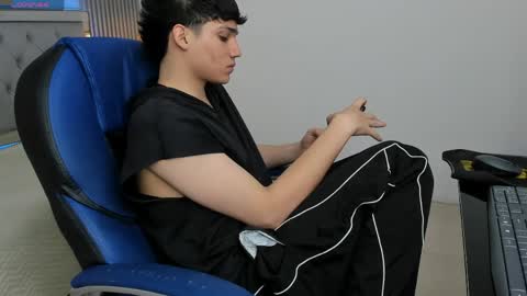 Sam online show from 04/29/26, 05:30