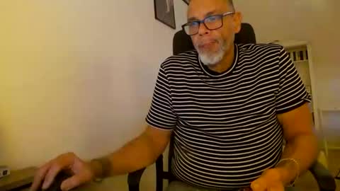 Snapshot of samcool67 chatting on 02/23/26, 02:09 Sam online show from 02/23/26, 02:09