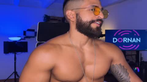 Snapshot of samdornan chatting on 12/23/24, 04:22 Sam Dornan online show from 12/23/24, 04:22