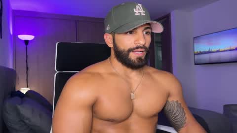 Snapshot of samdornan chatting on 01/23/25, 06:56 Sam Dornan online show from 01/23/25, 06:56