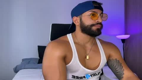 Snapshot of samdornan chatting on 01/26/25, 10:02 Sam Dornan online show from 01/26/25, 10:02