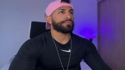 Snapshot of samdornan chatting on 02/04/25, 10:13 Sam Dornan online show from 02/04/25, 10:13